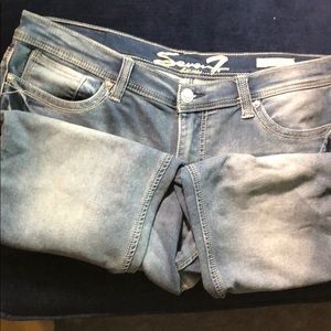 Seven (7) girlfriend jeans